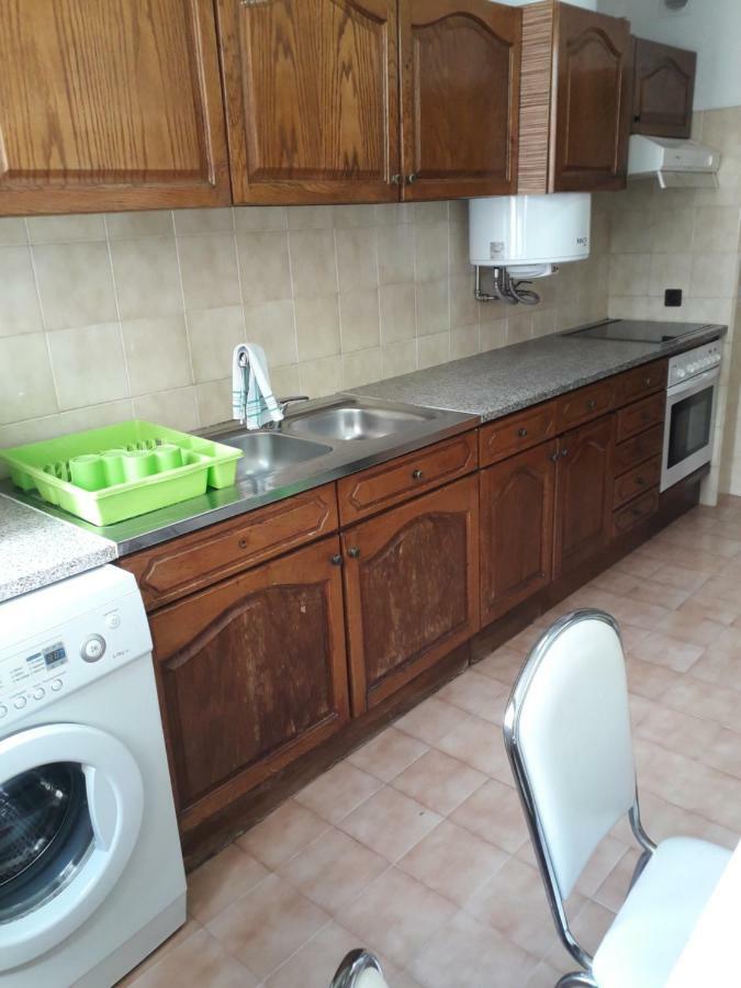 Apartamento 300 Metros Do Santuario De Fatima T4 Exterior foto